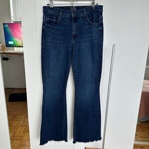 Mother Denim The Weekender Fray Mint Condition High Rise Flare Jean,Size 32, EUC